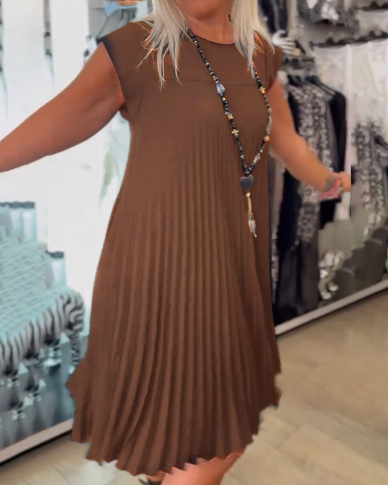 Everyday Pleated Midi Dress