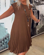 Everyday Pleated Midi Dress