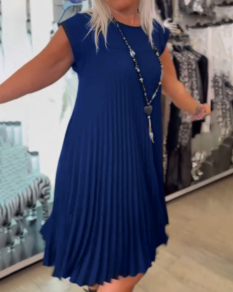 Everyday Pleated Midi Dress