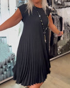 Everyday Pleated Midi Dress