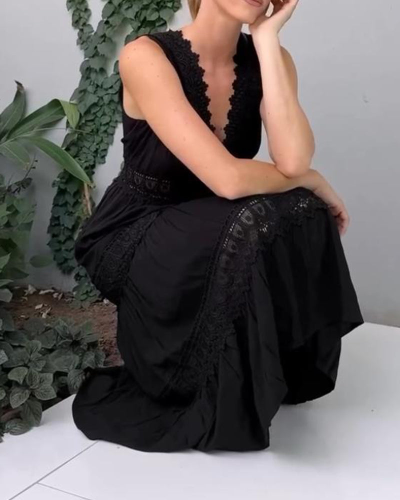 Luna Lace V-Neck Midi Dress